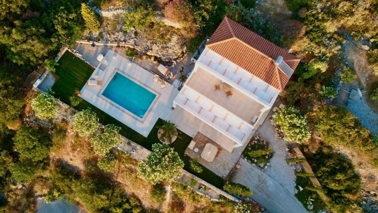 Shigaya Boutique Villa ปลากา ภายนอก รูปภาพ