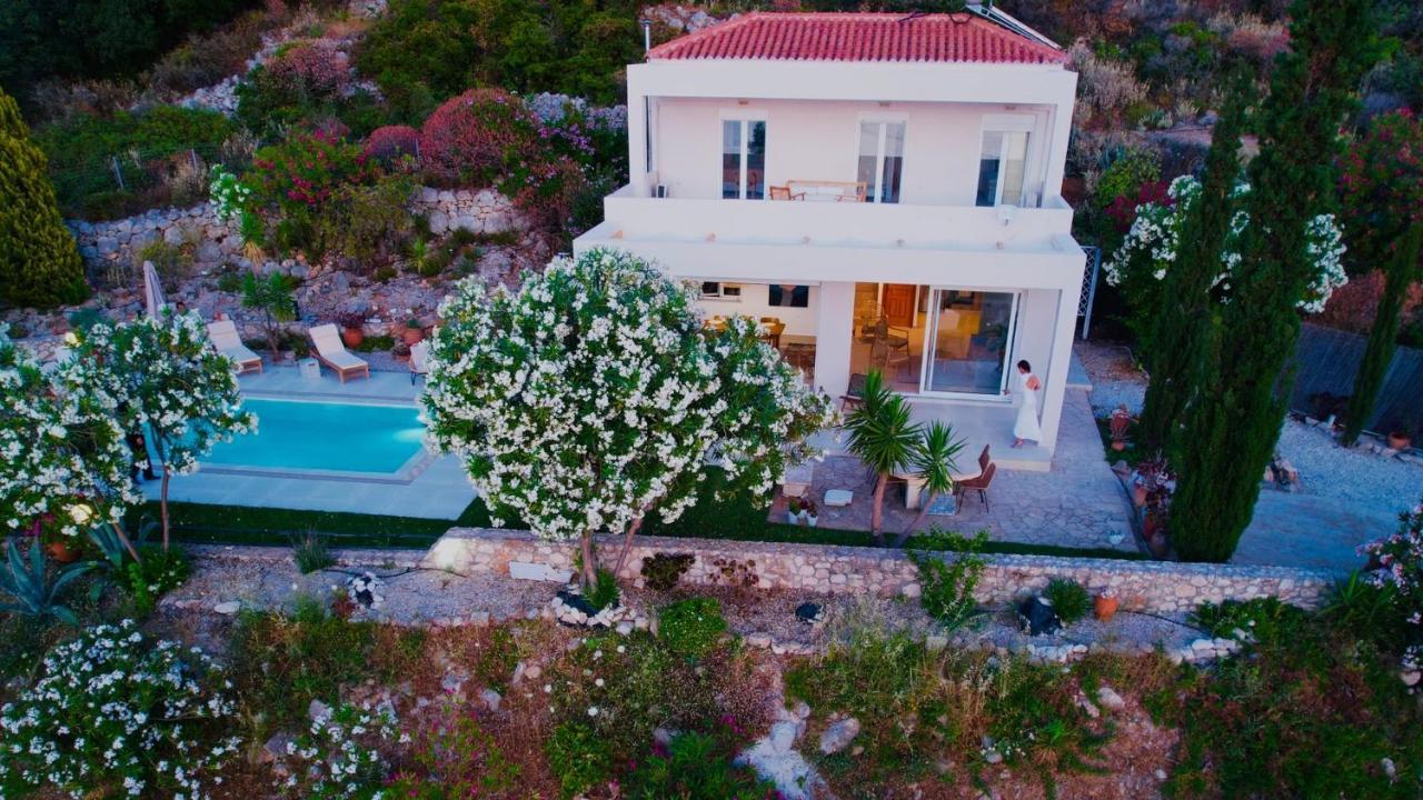 Shigaya Boutique Villa ปลากา ภายนอก รูปภาพ